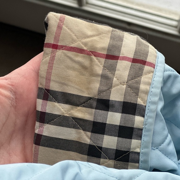 Burberry Quilted Jacket - Picture 4 of 9